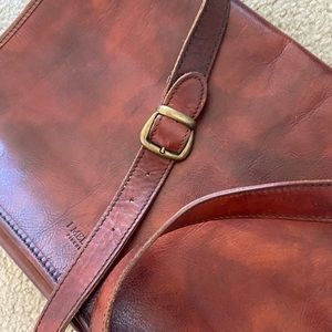 I Medici Firenze leather messenger bag